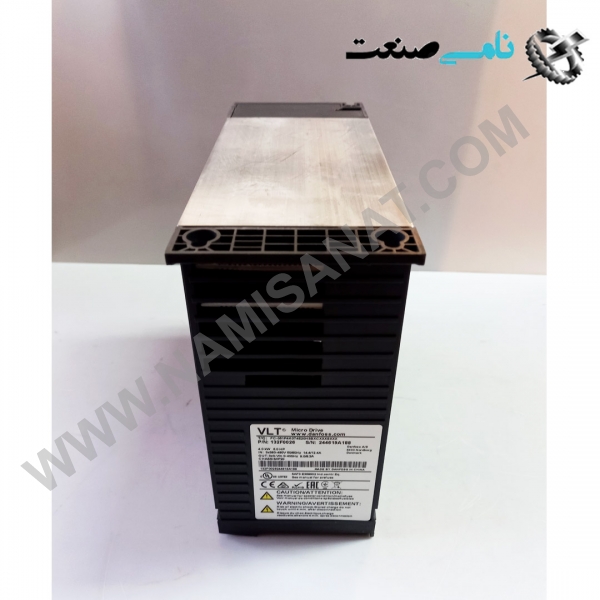 132F0026/FC-051P4K0T4E20H3BXC, واردات قطعات ,PEPERL FUCHS نامی صنعت,تجهیزات صنعتی,نمایندگی فروش سایر برند ها,نمایندگی فوش ایر برند های ABB,NAMISANAT,IFM,پترو شیمی ,فولاد,شرکت بازرگانی,نامی ,صنعت, سسایر سیستم ها,سیستم ها ,وکانکتور,مانیتور  ind.electronics,الکترونیک صنعتی,Encoders MEASUREMENT ,&INSTRUMENT,اندازه گیری و ابزار دقیق ind.power,برق صنعتی , Induction welding,,جوش القایی, hydraulic-pneumatic,,هیدرولیک    132F0026FC-051P4K0T4E20H3BXCو132F0026FC-051P4K0T4E20H3BX,132F0026FC-051P4K0T4E20H3B,132F0026FC-051P4K0T4E20H3,132F0026FC-051P4K0T4E20H,132F0026FC-051P4K0T4E20,132F0026FC-051P4K0T4E2,132F0026FC-051P4K0T4E,132F0026FC-051P4K0T4,132F0026FC-051P4K0T,132F0026FC-051P4K0,132F0026FC-051P4K,132F0026FC-051P4,132F0026FC-051P,132F0026FC-051,132F0026FC-05,132F0026FC-,132F0026F,132F0026,132F002,132F00,132F0,132F,132, DANFOSS,DRIVE,DRIVE-INVERTER,IND.AUTOMATION,control panel ,NAMISANAT.CO,https:,https:,,www.namisanat.com,per, دانفوس,دنفوس,درایو,اینورتر,درایو-اینورتر,اتومایسیون صنعتی,کنترل پنل, درایو اینورتر اتوماسیون صنعتی، یک تجهیز الکترونیکی است که برای کنترل دور و سرعت موتورهای الکتریکی در محیط‌های صنعتی استفاده می‌شود. اینورترها با تغییر فرکانس برق ورودی به موتور، سرعت آن را تنظیم می‌کنند و به این ترتیب، به بهینه‌سازی مصرف انرژی، افزایش طول عمر موتور و بهبود عملکرد سیستم‌های صنعتی کمک می‌کنند. توضیحات بیشتر: کاربرد: درایوهای اینورتر در انواع مختلفی از کاربردهای صنعتی، از جمله پمپ‌ها، فن‌ها، کمپرسورها و ماشین‌آلات، استفاده می‌شوند. عملکرد: اینورترها با تبدیل جریان مستقیم (DC) به جریان متناوب (AC) با فرکانس قابل تنظیم، سرعت موتور را کنترل می‌کنند. این تغییر فرکانس، امکان تنظیم دور موتور و در نتیجه کنترل دقیق سرعت و گشتاور آن را فراهم می‌کند.  مزایا: استفاده از درایو اینورتر در اتوماسیون صنعتی مزایای متعددی دارد، از جمله: کاهش مصرف انرژی: اینورترها با تنظیم دقیق سرعت موتور، از مصرف بی‌رویه انرژی جلوگیری می‌کنند و به کاهش هزینه‌های انرژی کمک می‌کنند.  افزایش طول عمر موتور: با کاهش تنش‌های مکانیکی ناشی از راه‌اندازی و توقف‌های ناگهانی، عمر مفید موتور افزایش می‌یابد.  بهبود عملکرد سیستم: اینورترها با کنترل دقیق سرعت و گشتاور موتور، عملکرد سیستم‌های صنعتی را بهبود می‌بخشند و از وقوع مشکلات ناشی از نوسانات ولتاژ و جریان جلوگیری می‌کنند.  کنترل از راه دور: اینورترها امکان کنترل از راه دور فرآیندها را فراهم می‌کنند و به این ترتیب، کارایی و ایمنی فرآیندهای صنعتی را افزایش می‌دهند.  انواع: درایوهای اینورتر در انواع مختلفی از جمله تک فاز و سه فاز و همچنین بر اساس نوع کاربری، در بازار موجود هستند.  انتخاب: انتخاب درایو اینورتر مناسب برای یک کاربرد خاص، به عواملی مانند توان موتور، نوع کاربرد و ویژگی‌های مورد نیاز بستگی دارد. 