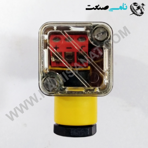 NI10-P18SK-AP6X, واردات قطعات ,PEPERL FUCHS نامی صنعت,تجهیزات صنعتی,نمایندگی فروش سایر برند ها,نمایندگی فوش ایر برند های ABB,NAMISANAT,IFM,پترو شیمی ,فولاد,شرکت بازرگانی,نامی ,صنعت, سسایر سیستم ها,سیستم ها ,وکانکتور,مانیتور  ind.electronics,الکترونیک صنعتی,Encoders MEASUREMENT ,&INSTRUMENT,اندازه گیری و ابزار دقیق ind.power,برق صنعتی , Induction welding,,جوش القایی, hydraulic-pneumatic,,هیدرولیک  NI10-P18SK-AP6X,NI10-P18SK-AP6,NI10-P18SK-AP,NI10-P18SK-A,NI10-P18SK-,NI10-P18SK,NI10-P18S,NI10-P18,NI10-P1,NI10-P,NI10-,NI10,NI1 TURCK,SENSOR,INDUCTIVE SENSOR,MEASUREMENT & INSTRUMENT,FLOW SENSOR,PRESSURE SENSOR,LEVEL SENSOR,TEMPERATURE SENSOR,FIBER OPTIC SENSOR,MAGNETIC SENSOR,NAMISANAT.CO,https:,,www.namisanat.com,per, تراخ,سنسور تراخ,اندازه گیری و ابزار دقیق,پرشر سنسور,سنسور فشار,سنسور القایی,سنسور اینداکتیو,سنسور القایی تراخ,سنسور دما,تمپراتور سنسور,سنسور جریان,سنسور فلو,سنسور سطح,ابزار دقیق,سنسور فیبر نوری,سنسور صنعتی,خرید  و فروش محصولات تراخ,  سنسور یا حسگر چیست؟ سنسور یا حسگر، یک دستگاه الکترونیکی است که از آن برای اندازه گیری کمیت های مختلفی چون دما، رطوبت، فشار، استفاده می شود. هر سنسور با توجه به ساختار و متغیرهایی که اندازه گیری می کند، کاربرد های متفاوتی دارد. اما به طور کلی می توان گفت که کار اصلی سنسورها، تبدیل پارامترهای فیزیکی به سیگنال الکتریکی است. بنابراین خروجی یک حسگر، یک سیگنال آنالوگ یا دیجیتال است. حسگرها بر اساس نوع سیگنال، نوع عملکرد، نوع پارامتر هایی که اندازه گیری می کنند و … به دسته های مختلفی تقسیم می شوند.  اگر بخواهیم تعریف تخصصی تری از سنسور داشته باشیم، می توان گفت که حسگر به عنوان دستگاه یا ماژولی تعریف می شود که به تشخیص هر گونه تغییر در کمیت فیزیکی مانند فشار، نیرو یا کمیت الکتریکی مانند جریان یا هر شکل دیگری از انرژی کمک می کند. پس از مشاهده تغییرات، حسگر، ورودی شناسایی شده را به یک میکروکنترلر یا میکروپروسسور ارسال می کند در نهایت، سنسور یک سیگنال خروجی قابل خواندن تولید می کند که می تواند نوری، الکتریکی یا هر شکلی از سیگنال باشد که مربوط به تغییر در سیگنال ورودی است. در هر سیستم اندازه گیری، سنسورها نقش اصلی را ایفا می کنند. در واقع حسگر ها اولین عنصر در بلوک دیاگرام سیستم اندازه گیری هستند که برای تولید خروجی معتبر در تماس مستقیم با متغیرها هستند.  نحوه عملکرد سنسور ها به چه صورت است؟ سنسورها به دلیل تغییر شرایط فیزیکی با ایجاد تغییر در خواص الکتریکی خود واکنش نشان می دهند. مشاهده شده است که حسگر های مصنوعی در بیشتر موارد برای تجزیه و تحلیل، گرفتن و انتقال اطلاعات محیطی، به سیستم های الکترونیکی متکی هستند. به عبارت ساده می توان گفت که یک حسگر محرک هایی مانند صدا، حرکت، گرما و نور را به سیگنال های الکتریکی تبدیل می کند. این سیگنال ها از طریق یک رابط منتقل می شوند که بیشتر آنها را به یک کد باینری یا دودویی تبدیل می کند و آنها را برای پردازش به رایانه ارسال می کند.  سنسورها عمدتاً به عنوان یک کلید یا سوئیچ عمل می کنند و برای کنترل جریان بارهای الکتریکی عبوری از مدار استفاده می شوند. سوئیچ ها بخش مهمی از الکترونیک را تشکیل می دهند زیرا به دلیل تغییر وضعیت مدار شناخته می شوند. اجزای موجود در حسگرها مانند ترانزیستورها، دیودها، آی سی ها یا تراشه ها از مواد نیمه هادی تشکیل شده اند. این مواد در مدارهای حسگر گنجانده شده اند تا بتوان از آنها به عنوان کلید استفاده کرد.  طبقه بندی حسگر ها طبقه بندی های مختلفی از حسگرها توسط کارشناسان مختلف صورت گرفته است. برخی بسیار ساده و برخی بسیار پیچیده هستند.  در دیدگاه اول، سنسورها به دو دسته کلی اکتیو و پسیو تقسیم می شوند. سنسورهای اکتیو آنهایی هستند که به سیگنال تحریک خارجی یا سیگنال قدرت نیاز دارند؛ در حالی که سنسورهای پسیو به هیچ سیگنال قدرت خارجی نیاز ندارند و مستقیماً پاسخ خروجی را تولید می کنند. نوع دیگر طبقه بندی بر اساس ابزار تشخیص استفاده شده در حسگر است. برخی از ابزارهای تشخیص عبارتند از: الکتریکی، بیولوژیکی، شیمیایی، رادیواکتیو و غیره. طبقه بندی بعدی بر اساس پدیده تبدیل یعنی ورودی و خروجی است. برخی از پدیده های تبدیل رایج عبارتند از: فوتوالکتریک، ترموالکتریک، الکتروشیمیایی، الکترومغناطیسی، ترمواپتیک و غیره. طبقه بندی نهایی سنسورها، سنسورهای آنالوگ و دیجیتال هستند. حسگر های آنالوگ یک خروجی آنالوگ تولید می کنند، یعنی یک سیگنال خروجی پیوسته (معمولا ولتاژ اما گاهی اوقات مقادیر دیگری مانند مقاومت و غیره). حسگرهای دیجیتال، بر خلاف حسگرهای آنالوگ، با داده های گسسته یا دیجیتال کار می کنند. داده های موجود در حسگرهای دیجیتال که برای تبدیل و انتقال استفاده می شوند، ماهیت دیجیتالی دارند. لیست انواع سنسور ها در ادامه لیستی از انواع سنسورهایی که برای کاربردهای مختلف مورد استفاده قرار می گیرند، آورده شده است. همه این حسگر ها برای اندازه گیری یکی از ویژگی های فیزیکی مانند دما، مقاومت، ظرفیت، رسانایی، انتقال حرارت و مثال آن استفاده می شوند.  سنسور دما حسگر مجاورتی سنسور مادون قرمز سنسور فشار حسگر روشنایی سنسور اولتراسونیک سنسور دود، گاز و الکل حسگر لمسی حسگر رنگ سنسور رطوبت حسگر موقعیت حسگر مغناطیسی (ماژول سنسور اثر هال) سنسور صدا حسگر شیب حسگر جریان و سطح سنسور PIR سنسور دما سنسور دما یکی از رایج ترین و محبوب ترین سنسورهاست. حسگر دما همانطور که از نامش پیداست، دما را حس می کند، یعنی تغییرات دما را اندازه گیری می کند. انواع مختلفی از حسگرهای دما مانند آی سی های سنسور دما (مانند LM35DZ، DS18B20)، ترمیستورها، ترموکوپل ها، RTD (دستگاه های مقاومتی دمایی) و غیره وجود دارد. سنسورهای دما می توانند آنالوگ یا دیجیتال باشند. در یک حسگر دمای آنالوگ، تغییرات در دما مربوط به تغییر در ویژگی فیزیکی آن مانند مقاومت یا ولتاژ است. LM35DZ سنسور مادون قرمز (سنسور IR) سنسورهای مادون قرمز یا IR سنسورهای مبتنی بر نور هستند که در کاربردهای مختلفی مانند تشخیص نزدیکی و تشخیص اشیا استفاده می‌شوند. حسگرهای IR به عنوان حسگر مجاورتی تقریباً در همه تلفن های همراه استفاده می شوند. دو نوع سنسور مادون قرمز یا IR وجود دارد: نوع انتقالی و نوع انعکاسی.   در سنسور IR نوع انتقالی، فرستنده IR (معمولا یک LED IR) و آشکارساز IR (معمولا یک فوتودیود) رو به روی یکدیگر قرار می گیرند به طوری که وقتی یک جسم از بین آنها عبور می کند، حسگر، شی را تشخیص می دهد.  نوع دیگر سنسور IR، نوع انعکاسی است. در این حالت فرستنده و آشکارساز در مجاورت یکدیگر رو به روی جسم قرار می گیرند. هنگامی که یک جسم جلوی حسگر می آید، نور مادون قرمز از فرستنده IR از جسم منعکس می شود و توسط گیرنده IR شناسایی می شود؛ بنابراین حسگر جسم را تشخیص می دهد. برخی از کاربردهای مختلفی که حسگر IR در آنها پیاده سازی می شود عبارتند از: تلفن همراه، ربات، مونتاژ صنعتی و خودرو.  سنسور اولتراسونیک (Ultrasonic) سنسور اولتراسونیک یک دستگاه غیر تماسی است که می تواند برای اندازه گیری فاصله و همچنین سرعت یک جسم مورد استفاده قرار گیرد. سنسور اولتراسونیک بر اساس خواص امواج صوتی با فرکانسی بیشتر از محدوده قابل شنیدن انسان کار می کند. با استفاده از زمان پرواز موج صوتی، یک حسگر اولتراسونیک می تواند فاصله جسم را اندازه گیری کند (مشابه SONAR). اثر دوپلر موج صوتی برای اندازه گیری سرعت یک جسم استفاده می شود.  حسگر روشنایی سنسورهای نور که گاهی اوقات به عنوان سنسور عکس نیز شناخته می شوند، یکی از حسگرهای مهم هستند. یک حسگر نور ساده که امروزه موجود است، مقاومت وابسته به نور یا LDR است. خاصیت LDR این است که مقاومت آن با شدت نور محیط نسبت معکوس دارد، یعنی زمانی که شدت نور افزایش می یابد، مقاومت آن کاهش می یابد و برعکس.  با استفاده از مدار LDR می توانیم تغییرات مقاومت آن را برای اندازه گیری شدت نور کالیبره کنیم. دو سنسور نور دیگر (یا حسگر عکس) وجود دارد که اغلب در طراحی سیستم های الکترونیکی پیچیده استفاده می شود. آنها فوتودیود و فوتوترانزیستور هستند؛ که همه از جمله سنسورهای آنالوگ می باشند.  سنسور گاز و دود یکی از سنسورهای بسیار مفید در کاربردهای مرتبط با ایمنی، سنسورهای دود و گاز هستند. تقریباً تمامی ادارات و صنایع، مجهز به چند حسگر تشخیص دود هستند که هر دودی (در اثر آتش سوزی) را تشخیص داده و زنگ هشدار را به صدا در می آورند. سنسورهای گاز بیشتر در آزمایشگاه ها، آشپزخانه ها و صنایع در مقیاس بزرگ رایج هستند. آنها می توانند گازهای مختلفی مانند LPG، پروپان، بوتان، متان (CH4) و غیره را شناسایی کنند. امروزه حسگرهای دود (که اغلب می توانند دود و گاز را نیز تشخیص دهند) به عنوان یک اقدام ایمنی در اکثر خانه ها نصب می شوند. به عنوان مثال هشداردهنده یا سنسور مونوکسید کربن، حسگری است که وجود گاز کربن مونوکسید را تشخیص داده و شما را از وجود آن مطلع می کند.یک حسگر دمای آنالوگ کلاسیک است ین مجموعه محصولات خود را برای صنایع گوناگونی عرضه کرده و برای استفاده در موارد بسیار زیادی مورد استفاده قرار می‌گیرند. اغلب سنسورهای برند تراخ در صنایع نامبرده زیر استفاده می‌شوند:  صنایع نفت و گاز و پتروشیمی شیمیایی و انرژی خودروسازی سنسورهای فتوالکتریک یا نوری به کمک نور و اشعه لیزر به تشخیص بسیاری از اجسام و موانع در صنایع گوناگون از جمله صنایع غذایی و بهداشتی و دارویی می‌پردازند. این سنسورها بدون برقراری تماس فیزیکی و با واکنش سریع در زمان‌های بسیار کوتاه موانع را تشخیص می‌دهند. سنسورهای التراسونیک برند تراخ به کمک امواج صوتی و الکتریکی که به اجسام و موانع فلزی یا غیر فلزی ارسال می‌کنند، به وجود یا عدم وجود موانع پی می‌برند حسگرهای مغناطیسی از برند تراخ محدوده تشخیص بسیار بزرگ و 90 میلیمتری را دارا هستند و با برقراری حداکثر ایمنی به تشخیص اجسام و موانع با میدان‌های مغناطیسی موجود در اطراف خود می‌پردازند. حسگرهای خازنی دقت بسیار بالایی دارند و می‌توان با اطمینان کامل به تشخیص وجود موانع جامد، مایع، فلزات و غیرفلزات پرداخت. سنسورهای خازنی برند تراخ غیرتماسی هستند و می‌توانند به تشخیص سطح مایعات در مخازن بسته نیز بپردازند. حسگرهای القایی اجسام فلزی را بدون نیاز به تماس فیزیکی و با رعایت حداکثر ایمنی تشخیص می‌‌دهند. یکی از قابلیت‌های منحصر به فرد سنسور القایی (مجاورتی) تولید شده توسط برند turck نصب انعطاف پذیر این تجهیزات صنعتی است. ویژگی سنسور القایی تراخ طراحی و دوام سنسورهای القایی ترک به گونه‌ای ساخته شده‌اند که دارای طراحی مقاوم و بادوام هستند و می‌توانند شرایط سخت را تحمل کنند. این سنسورها برای کاربردهایی که نیاز به دوام و عملکرد قابل اعتماد در مدت طولانی دارند، ایده‌آل هستند.  دامنه تشخیص گسترده ترک انواع مختلفی از سنسور القایی با دامنه تشخیص از 1 میلی‌متر تا 100 میلی‌متر ارائه می‌دهد که به نیازهای مختلف کاربردی پاسخ می‌دهند. این انعطاف‌پذیری آن‌ها را برای طیف گسترده‌ای از وظایف صنعتی مناسب می‌کند.  فناوری پیشرفته سنسورهای القایی ترک از فناوری پیشرفته‌ای مانند سیستم چند کویلی اختصاصی در سری uprox استفاده می‌کنند که فاصله‌های سوئیچینگ بهینه و قابلیت اطمینان عملیاتی را تضمین می‌کند. این سنسورها به گونه‌ای طراحی شده‌اند که بدون سایش عمل کنند، بنابراین طول عمر طولانی و نیاز به نگهداری حداقلی دارند.  ساختار مقاوم – ساخته شده از مواد با کیفیت بالا مانند فولاد ضد زنگ و برنج کروم‌پوش، که مقاومت در برابر سایش فیزیکی و عوامل محیطی را تضمین می‌کند. – طراحی شده برای کار در دماهای شدید و مقاومت در برابر ضربات مکانیکی.  عملکرد بالا – قادر به تشخیص دقیق و قابل اعتماد اشیاء فلزی بدون تماس فیزیکی. – شامل مدل‌هایی با فاصله‌های سوئیچینگ افزایش یافته و پوشش‌های خاص برای کاربردهای ویژه مانند پوشش WeldGuard™ برای مقاومت در برابر بارهای حرارتی و مکانیکی.  انعطاف‌پذیری و چندمنظوره بودن – موجود در طراحی‌های مختلف از جمله اشکال استوانه‌ای و مستطیلی، که به نیازهای مختلف نصب و فضا پاسخ می‌دهد. – ارائه گزینه‌های نصب توکار و غیروکار برای تطابق با سناریوهای مختلف نصب.  اتصال و یکپارچه‌سازی – مجهز به اتصالات استاندارد (مثلاً M12) برای یکپارچه‌سازی آسان با سیستم‌های موجود. – برخی مدل‌ها دارای قابلیت‌های IO-Link هستند که یکپارچه‌سازی با سیستم‌های اتوماسیون مدرن و امکان تشخیص و پیکربندی پیشرفته را فراهم می‌کند. کاربرد سنسور القایی تراخ صنعت خودروسازی – استفاده در خطوط تولید برای تشخیص موقعیت، شمارش قطعات و نظارت بر سرعت نقاله‌ها. – تضمین کنترل دقیق و اتوماسیون فرآیندهای تولید، بهبود کارایی و کیفیت محصول.  صنعت غذا و نوشیدنی – استفاده در خطوط بسته‌بندی برای تشخیص سطح، نظارت بر درپوش‌ها و شناسایی ظروف. – تضمین بهداشت و رعایت استانداردهای صنعتی از طریق تشخیص غیرتماسی، کاهش خطرات آلودگی.  صنعت نفت و گاز – استفاده در محیط‌های خطرناک برای نظارت بر شیرهای خط لوله و تشخیص اشیاء فلزی در عملیات حفاری. – ساخته شده برای مقاومت در برابر محیط‌های انفجاری با گواهینامه ATEX و طراحی مقاوم.  صنعت داروسازی – استفاده برای ردیابی و تایید موقعیت ظروف، درپوش‌ها و سایر اجزاء در محیط‌های استریل. – تضمین ردیابی و دست‌کاری دقیق محصولات دارویی، حفظ استانداردهای کیفیت و ایمنی.  ساخت و تولید عمومی – استفاده در سیستم‌های اتوماسیون برای تشخیص حضور یا عدم حضور قطعات فلزی در مراحل مختلف تولید. – افزایش اتوماسیون، کاهش نیاز به بازرسی دستی و افزایش تولید.  سنسورهای القایی ترک نمونه‌ای از تعهد این شرکت به ارائه راه‌حل‌های با کیفیت و قابل اعتماد برای اتوماسیون صنعتی هستند. با داشتن مجموعه‌ای گسترده از محصولات که به نیازهای خاص صنایع مختلف پاسخ می‌دهد، ترک اطمینان حاصل می‌کند که سنسورهای آن عملکرد دقیق و قابل اعتمادی را در سخت‌ترین شرایط فراهم می‌کنند.